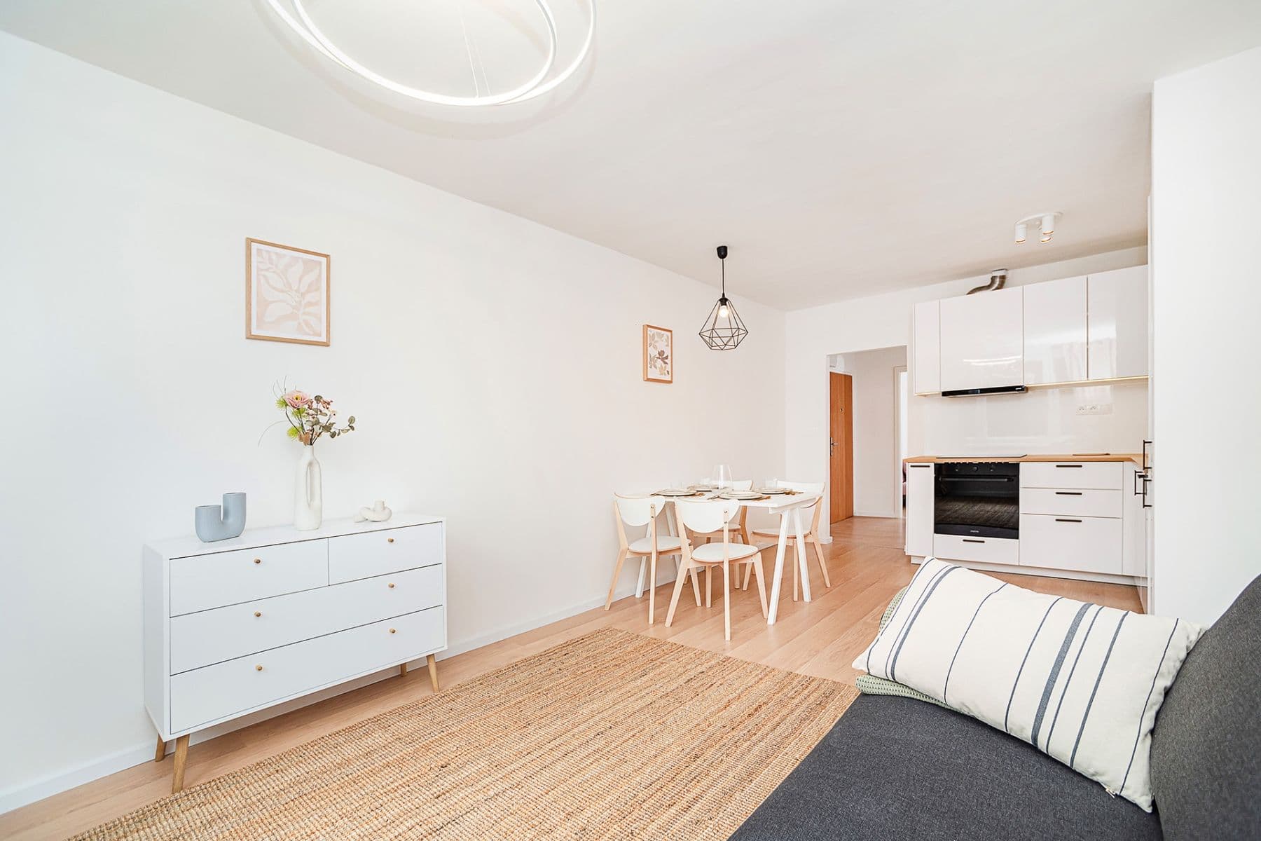 Predaj bytu 3-izbový 57 m², K Lučinám, Praha, Praha Predaj bytu 3-izbový 57 m², K Lučinám, Praha, Praha