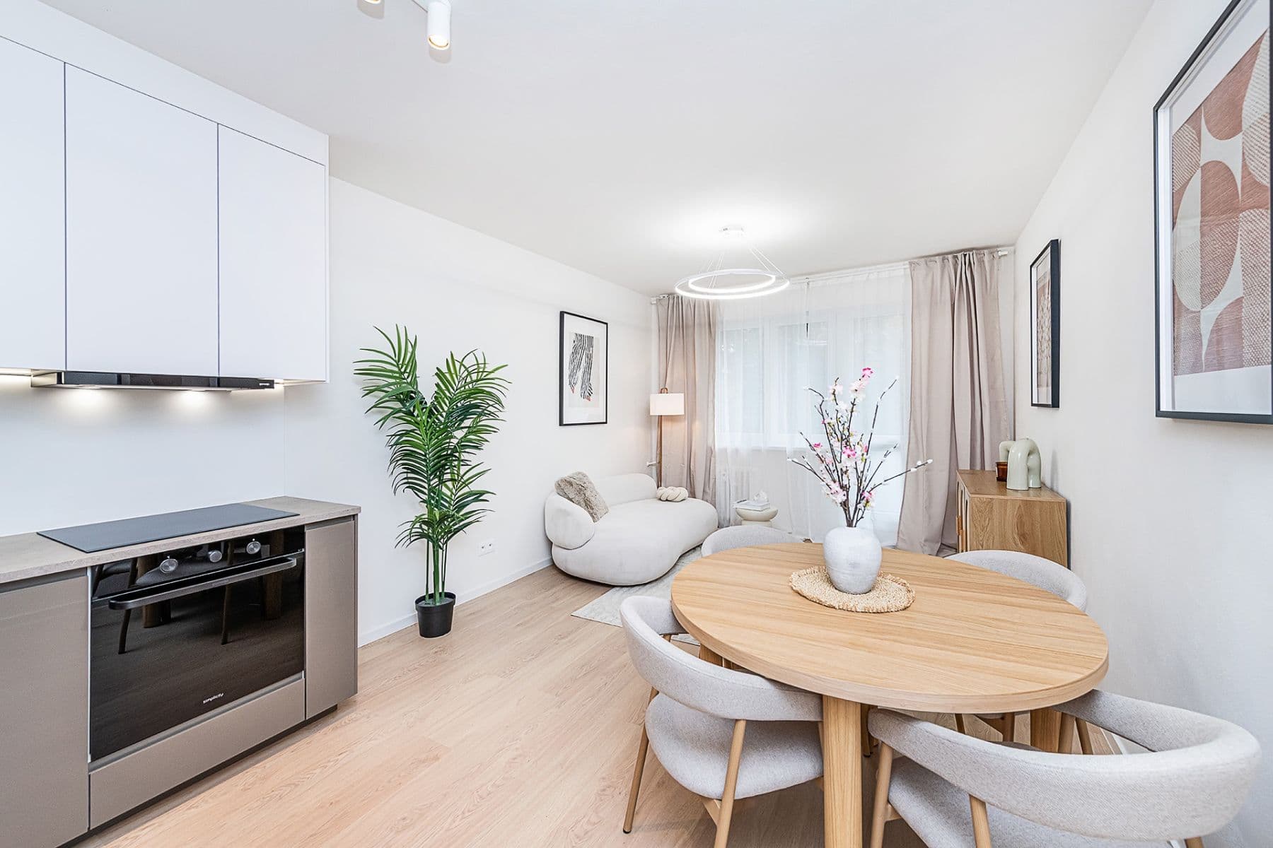 Predaj bytu 3-izbový 57 m², K Lučinám, Praha, Praha Predaj bytu 3-izbový 57 m², K Lučinám, Praha, Praha