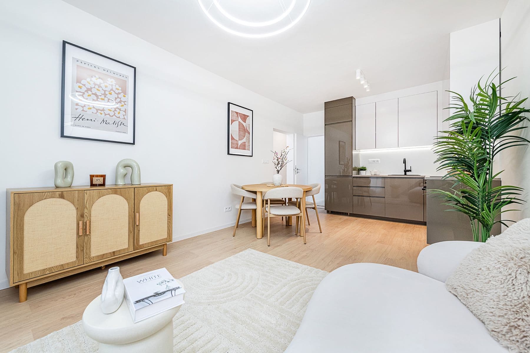 Predaj bytu 3-izbový 57 m², K Lučinám, Praha, Praha Predaj bytu 3-izbový 57 m², K Lučinám, Praha, Praha