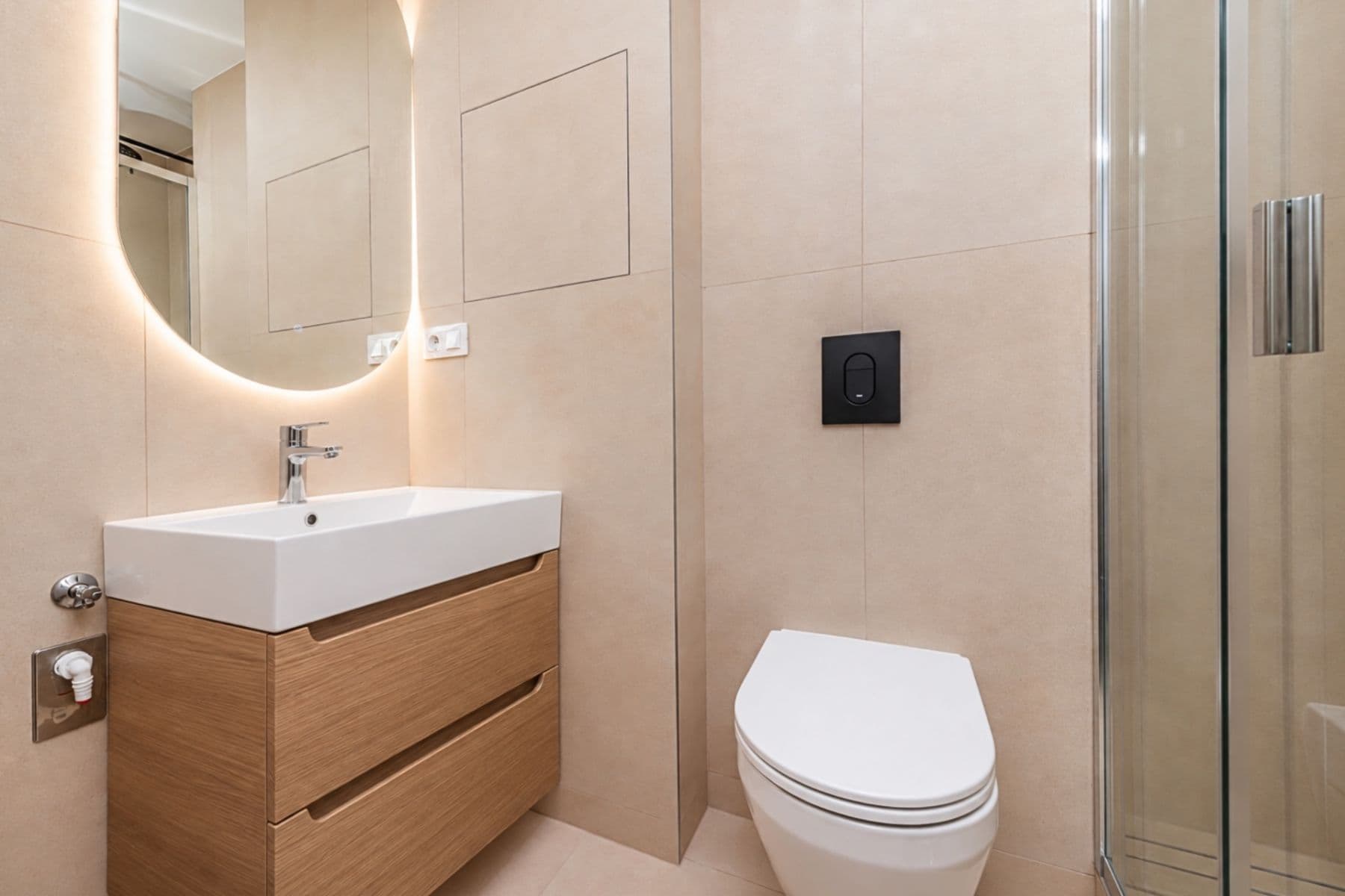 Predaj bytu 3-izbový 57 m², K Lučinám, Praha, Praha Predaj bytu 3-izbový 57 m², K Lučinám, Praha, Praha