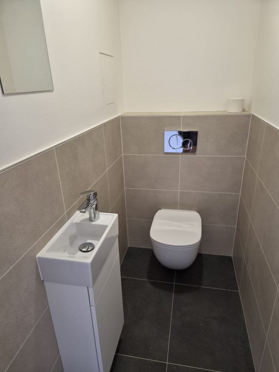 Prenájom bytu 3-izbový 74 m², Jáchymovská, Praha, Praha Prenájom bytu 3-izbový 74 m², Jáchymovská, Praha, Praha