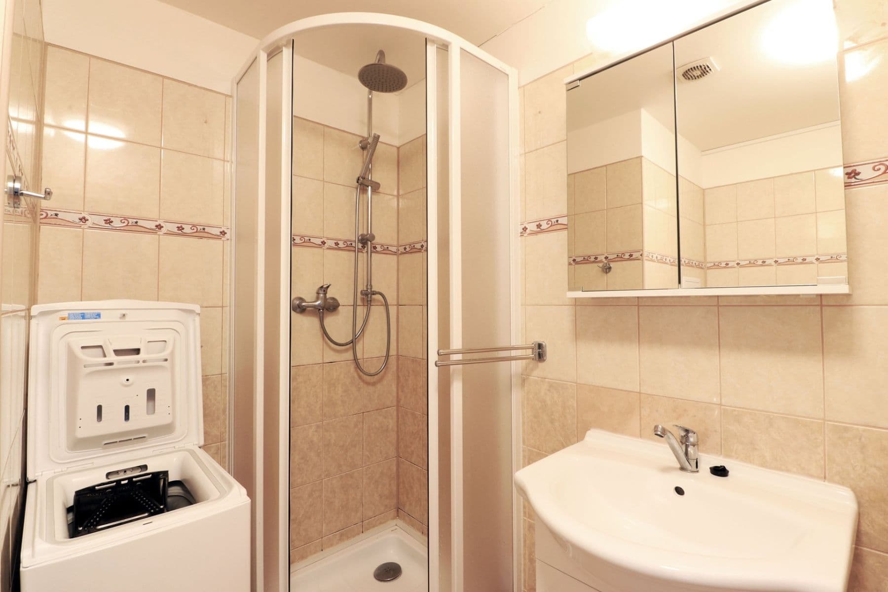Prenájom bytu 2-izbový 44 m², Cílkova, Praha, Praha Prenájom bytu 2-izbový 44 m², Cílkova, Praha, Praha