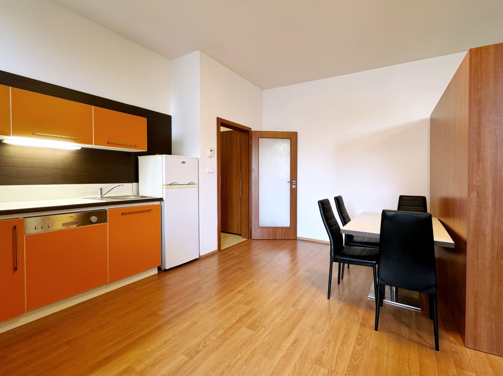Prenájom bytu 1-izbový 55 m², Hybešova, Brno, Jihomoravský kraj Prenájom bytu 1-izbový 55 m², Hybešova, Brno, Jihomoravský kraj