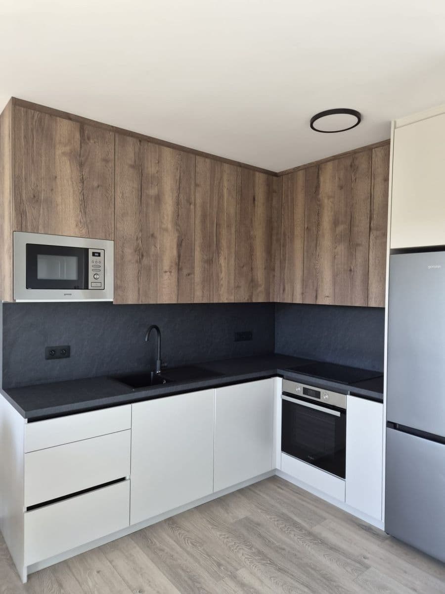 Prenájom bytu 3-izbový 73 m², Blažimská, Praha, Praha Prenájom bytu 3-izbový 73 m², Blažimská, Praha, Praha