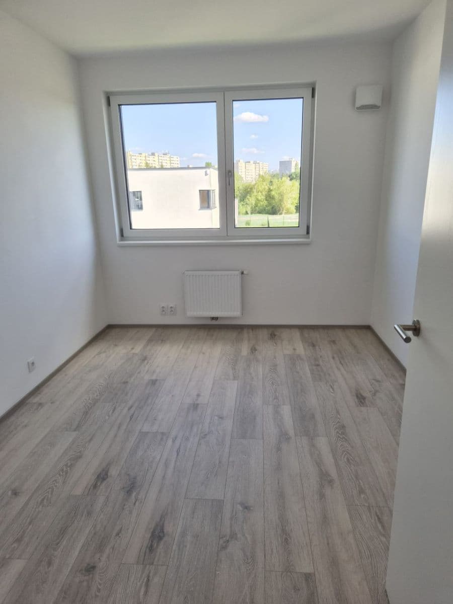 Prenájom bytu 3-izbový 73 m², Blažimská, Praha, Praha Prenájom bytu 3-izbový 73 m², Blažimská, Praha, Praha