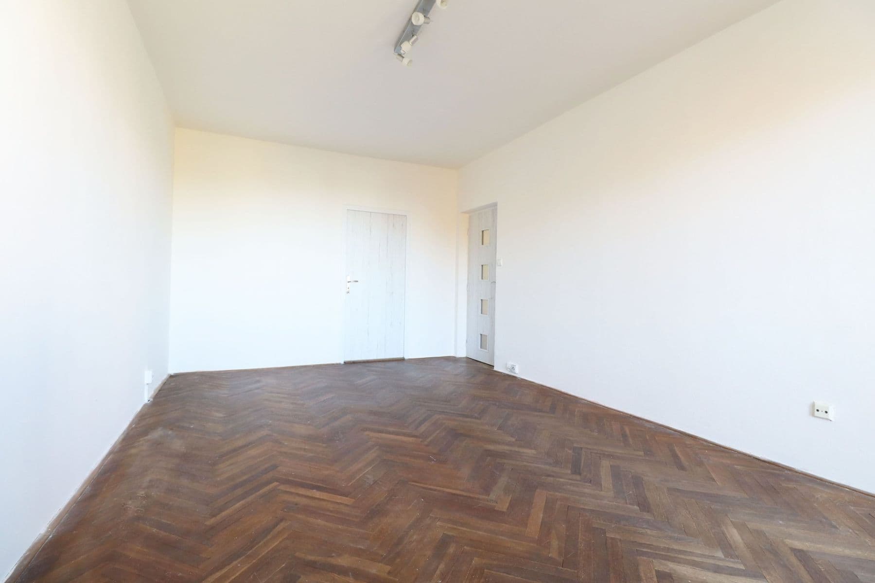 Prenájom bytu 2-izbový 54 m², Vitry, Kladno, Středočeský kraj Prenájom bytu 2-izbový 54 m², Vitry, Kladno, Středočeský kraj