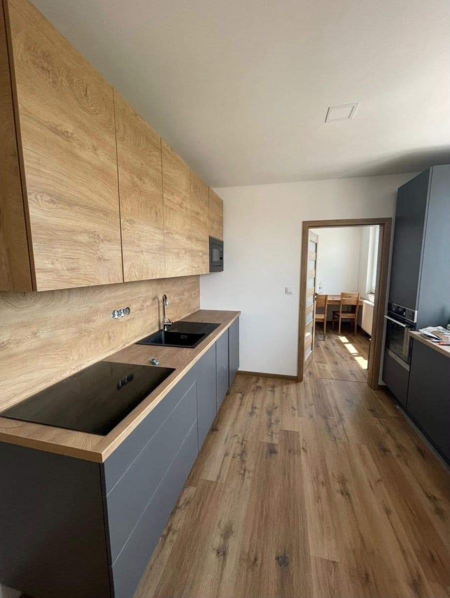Prenájom bytu 2-izbový 64 m², Úněšov, Plzeňský kraj Prenájom bytu 2-izbový 64 m², Úněšov, Plzeňský kraj