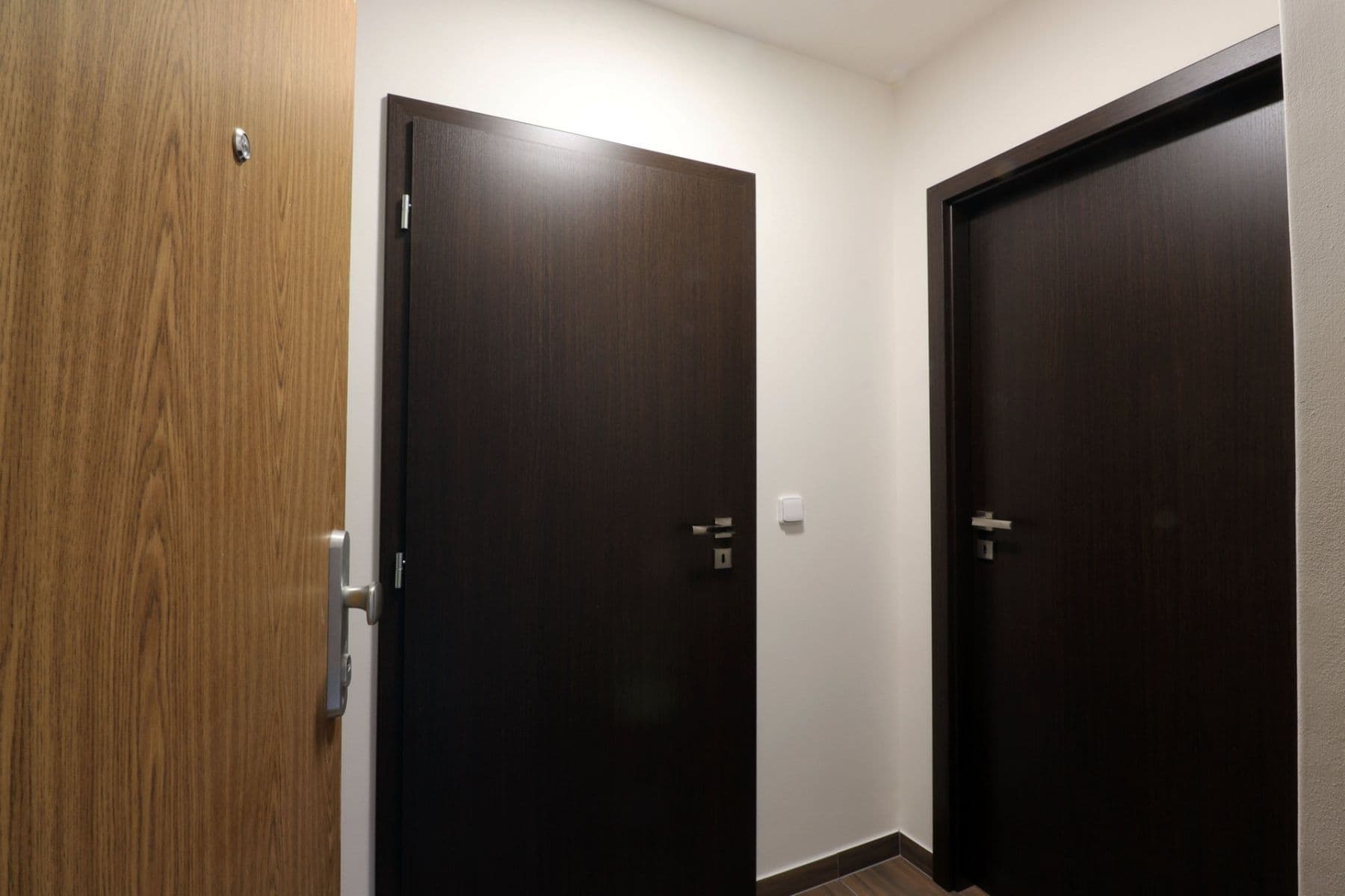 Prenájom bytu 1-izbový 27 m², Ostravská, Kladno, Středočeský kraj Prenájom bytu 1-izbový 27 m², Ostravská, Kladno, Středočeský kraj