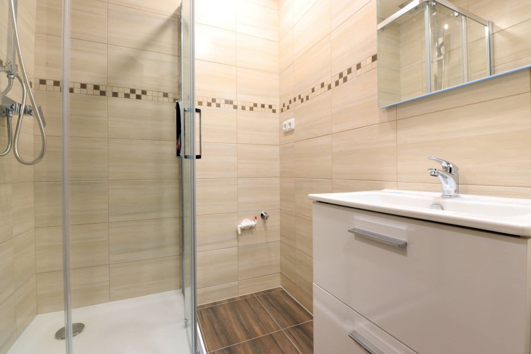Prenájom bytu 1-izbový 27 m², Ostravská, Kladno, Středočeský kraj Prenájom bytu 1-izbový 27 m², Ostravská, Kladno, Středočeský kraj
