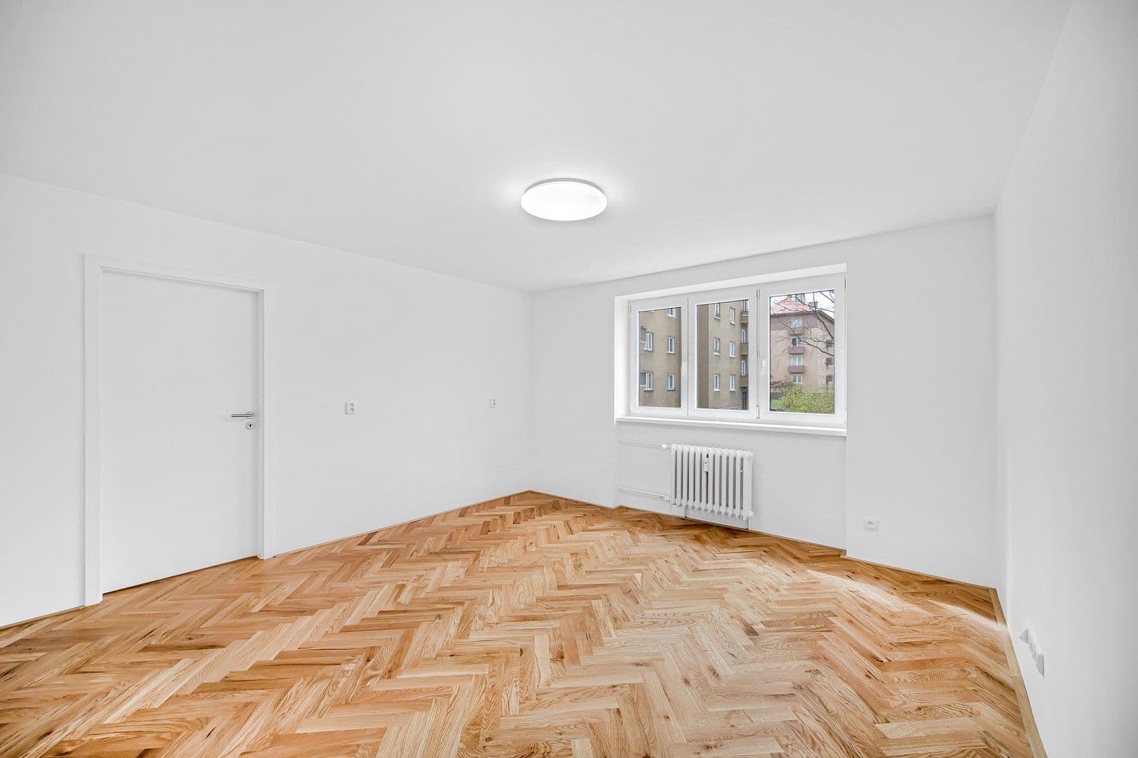 Prenájom bytu 2-izbový 55 m², Unhošťská, Kladno, Středočeský kraj Prenájom bytu 2-izbový 55 m², Unhošťská, Kladno, Středočeský kraj