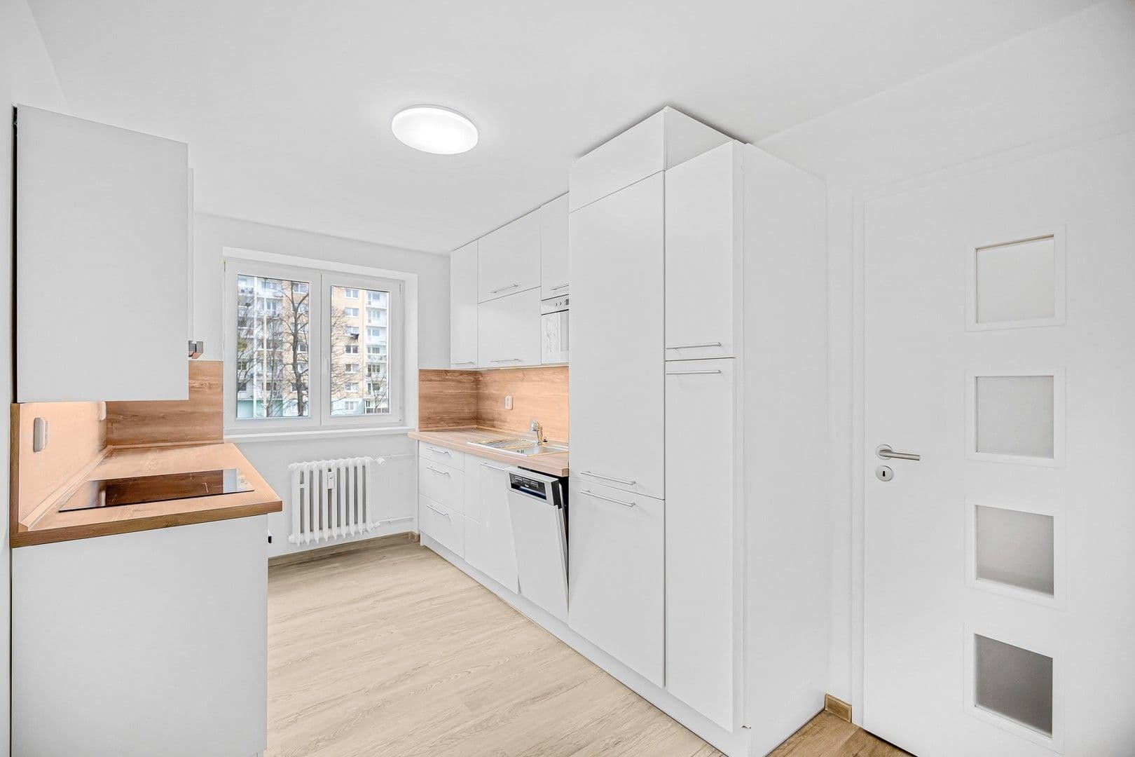 Prenájom bytu 2-izbový 55 m², Unhošťská, Kladno, Středočeský kraj Prenájom bytu 2-izbový 55 m², Unhošťská, Kladno, Středočeský kraj