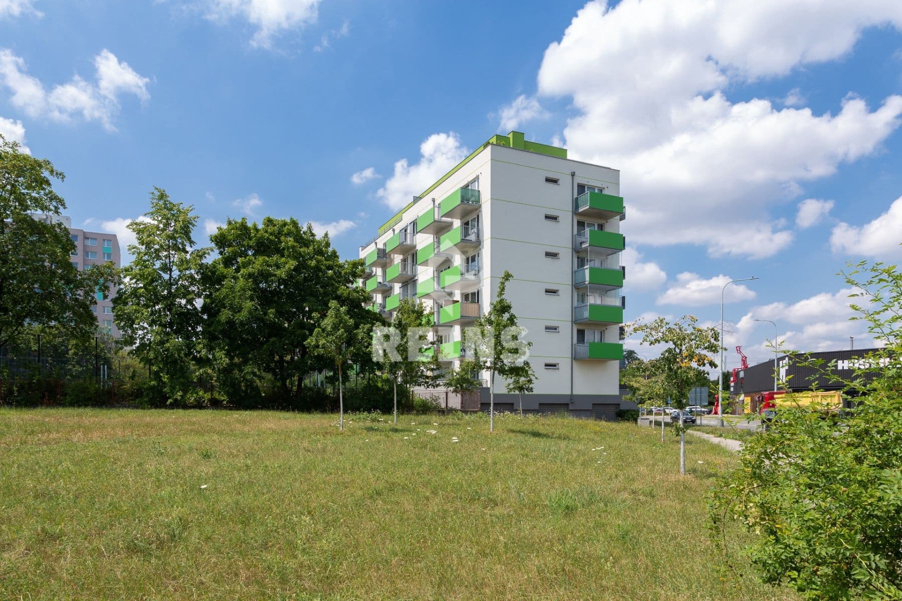 Predaj bytu 4-izbový 140 m², Hornoměcholupská, Praha, Praha Predaj bytu 4-izbový 140 m², Hornoměcholupská, Praha, Praha