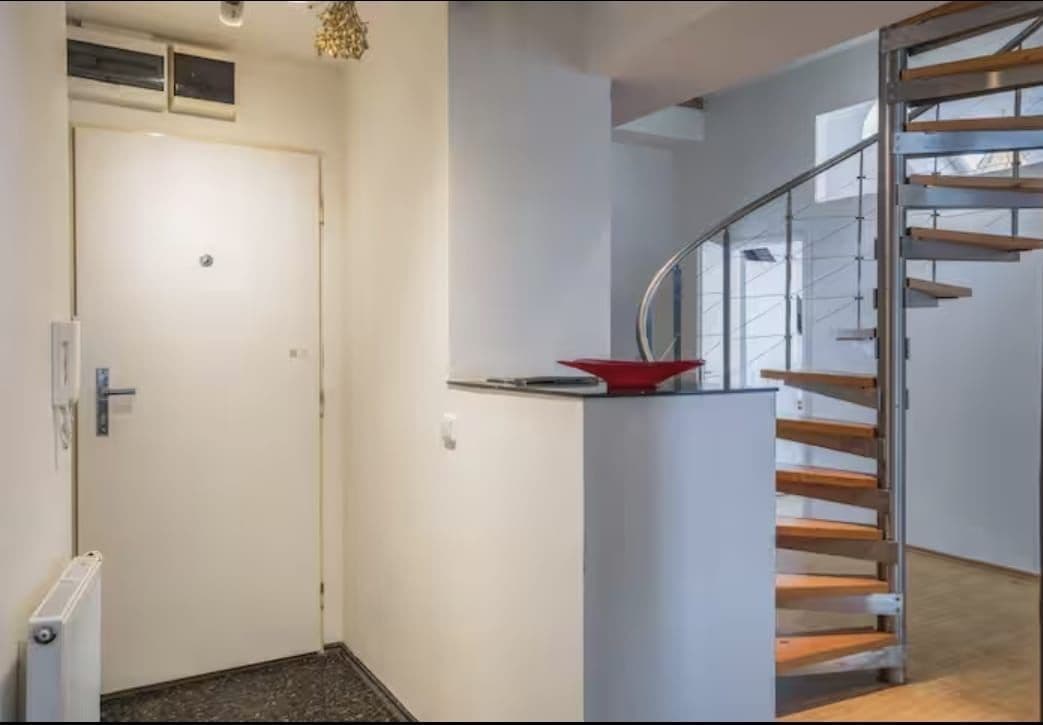Predaj bytu 6-izbový 161 m², Strojnická, Praha, Praha Predaj bytu 6-izbový 161 m², Strojnická, Praha, Praha