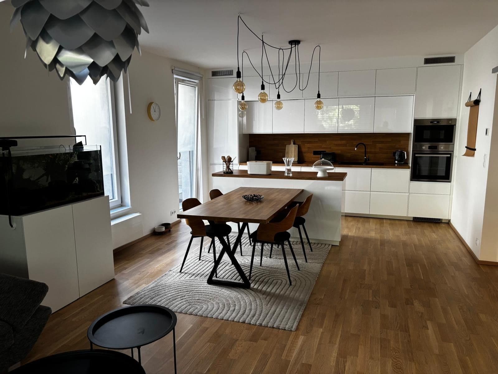 Prenájom bytu 3-izbový 104 m², Nuselská, Praha, Praha Prenájom bytu 3-izbový 104 m², Nuselská, Praha, Praha