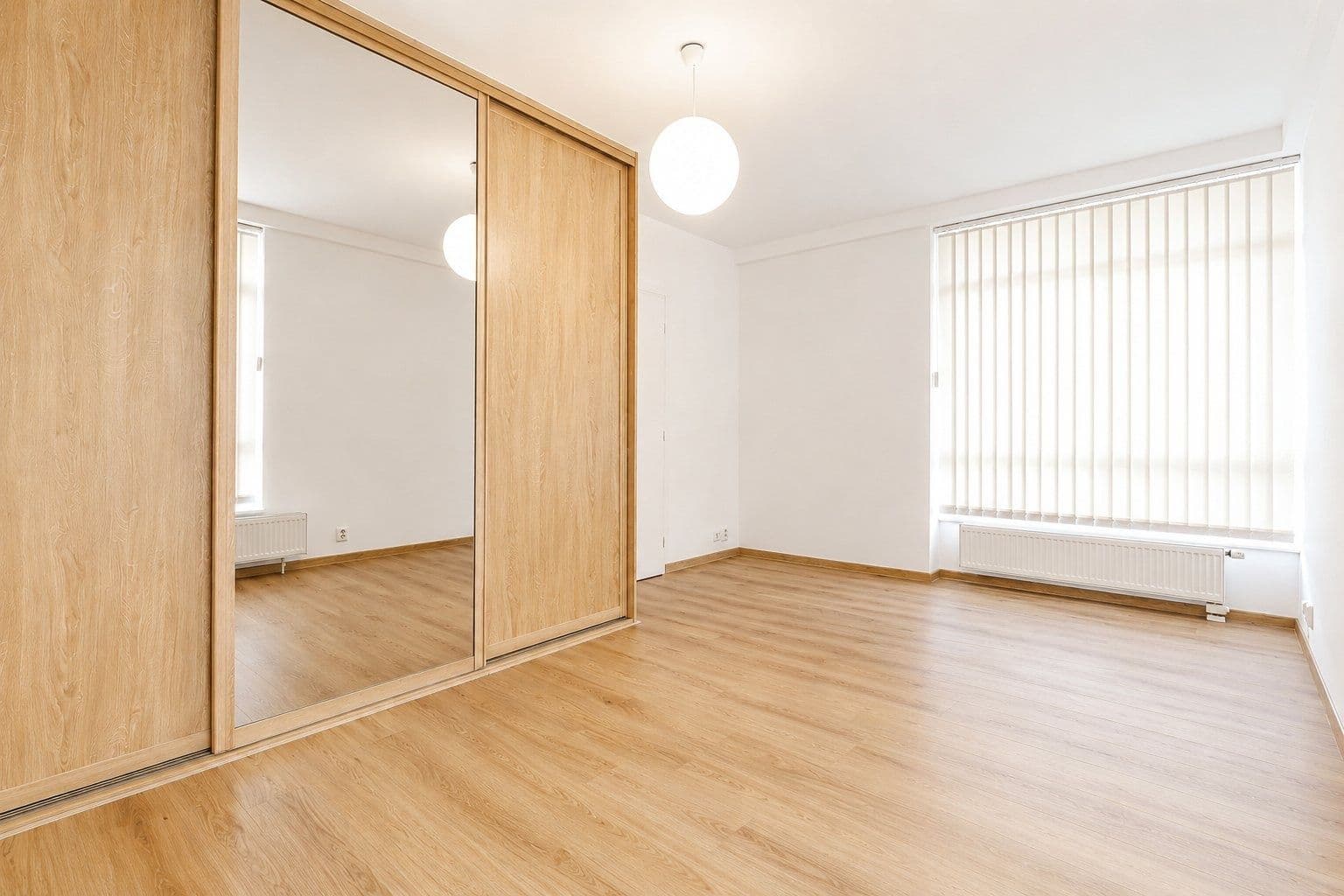 Prenájom bytu 2-izbový 56 m², Vinohradská, Praha, Praha Prenájom bytu 2-izbový 56 m², Vinohradská, Praha, Praha