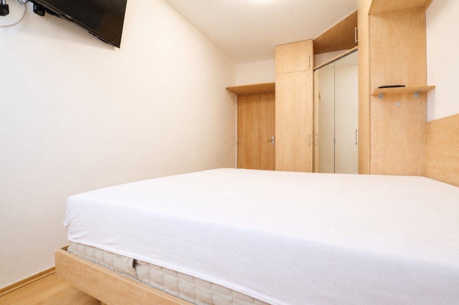 Prenájom bytu 2-izbový 43 m², Vladycká, Praha, Praha Prenájom bytu 2-izbový 43 m², Vladycká, Praha, Praha
