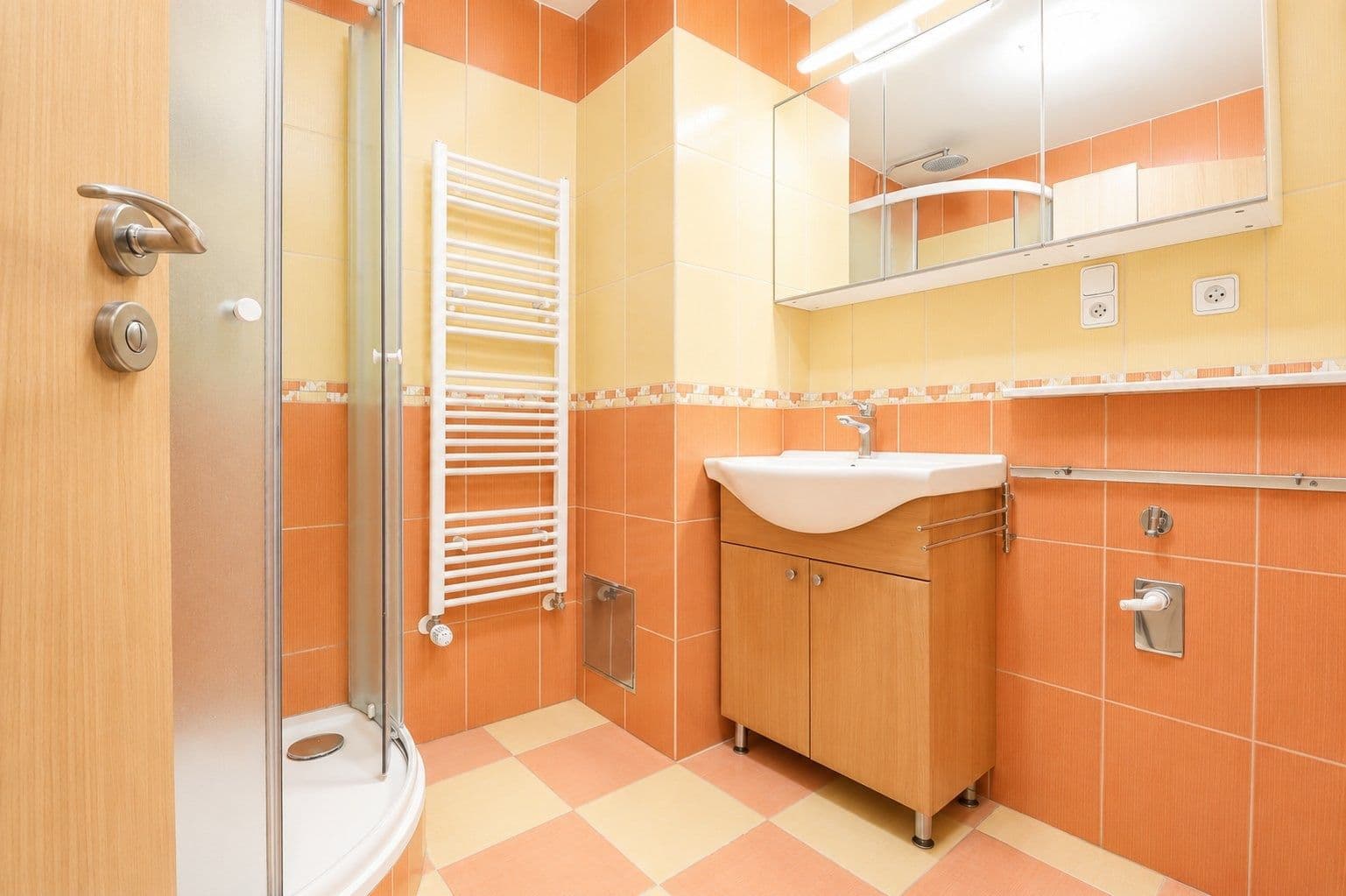 Prenájom bytu 2-izbový 43 m², Vladycká, Praha, Praha Prenájom bytu 2-izbový 43 m², Vladycká, Praha, Praha