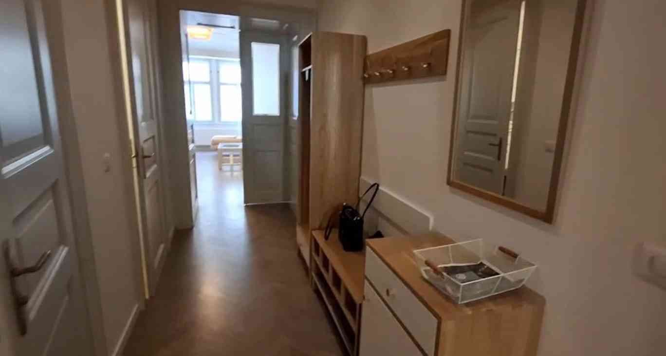 Prenájom bytu 2-izbový 84 m², Valentinská, Praha, Praha Prenájom bytu 2-izbový 84 m², Valentinská, Praha, Praha