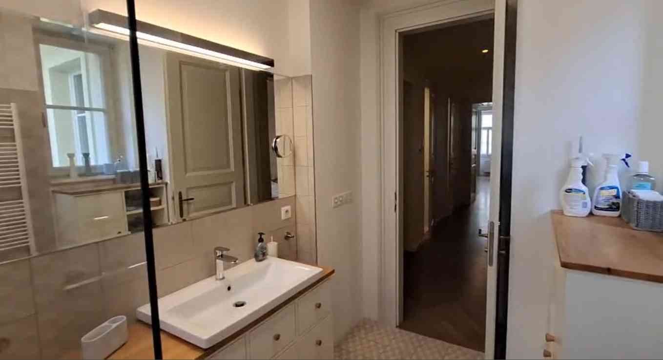 Prenájom bytu 2-izbový 84 m², Valentinská, Praha, Praha Prenájom bytu 2-izbový 84 m², Valentinská, Praha, Praha