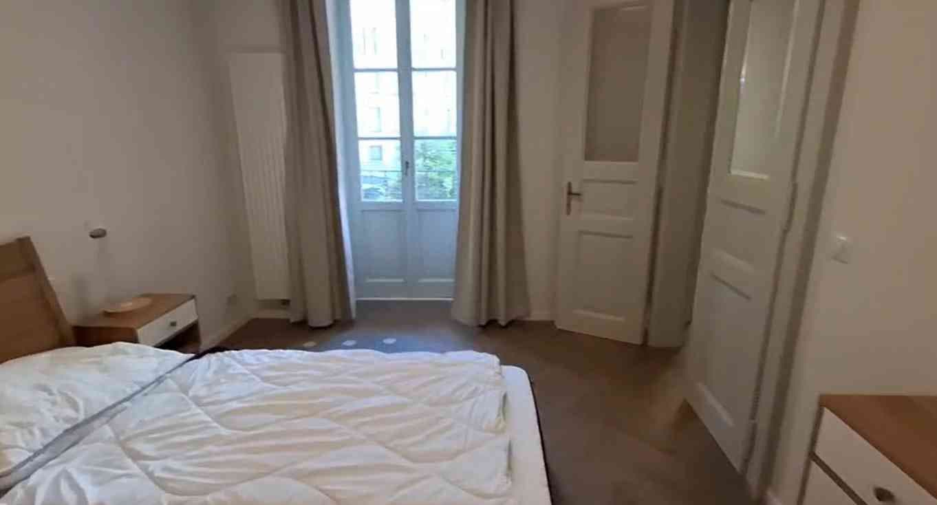 Prenájom bytu 2-izbový 84 m², Valentinská, Praha, Praha Prenájom bytu 2-izbový 84 m², Valentinská, Praha, Praha