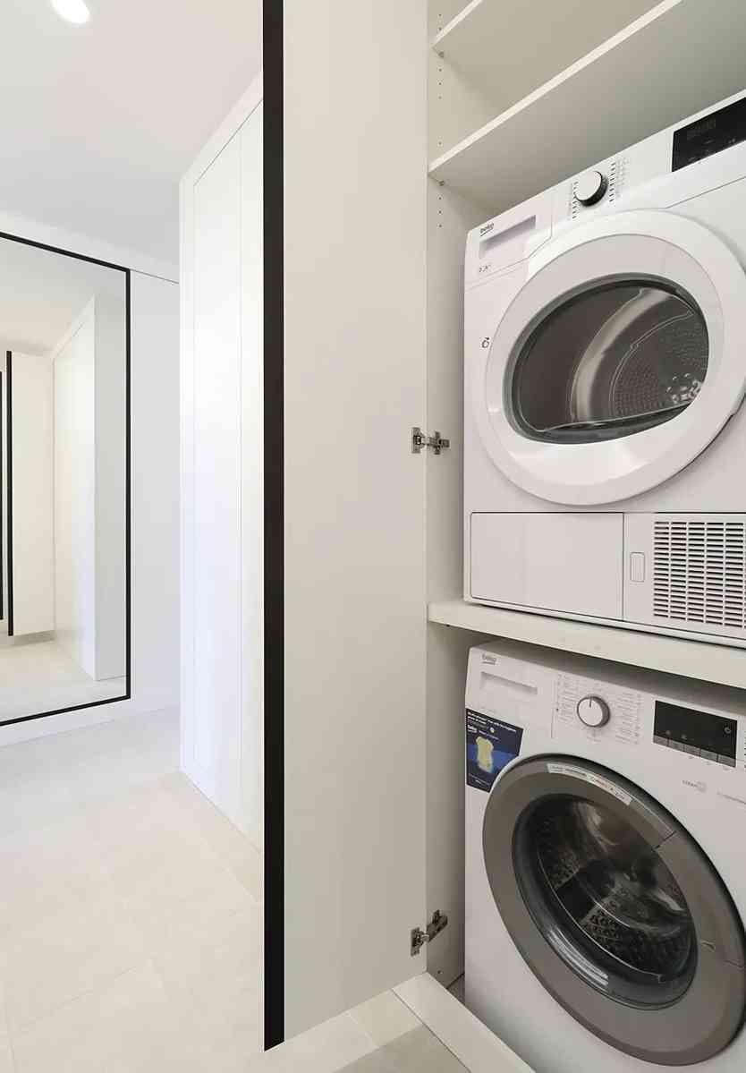 Prenájom bytu 2-izbový 56 m², Na Bělidle, Praha, Praha Prenájom bytu 2-izbový 56 m², Na Bělidle, Praha, Praha