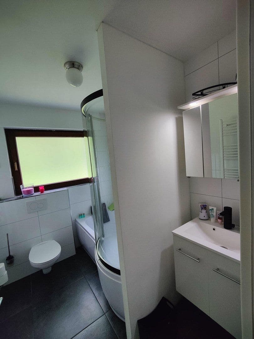Predaj domu 328 m², pozemok 1.054 m², Remscheid, Severné Porýnie - Westfálsko Predaj domu 328 m², pozemok 1.054 m², Remscheid, Severné Porýnie - Westfálsko