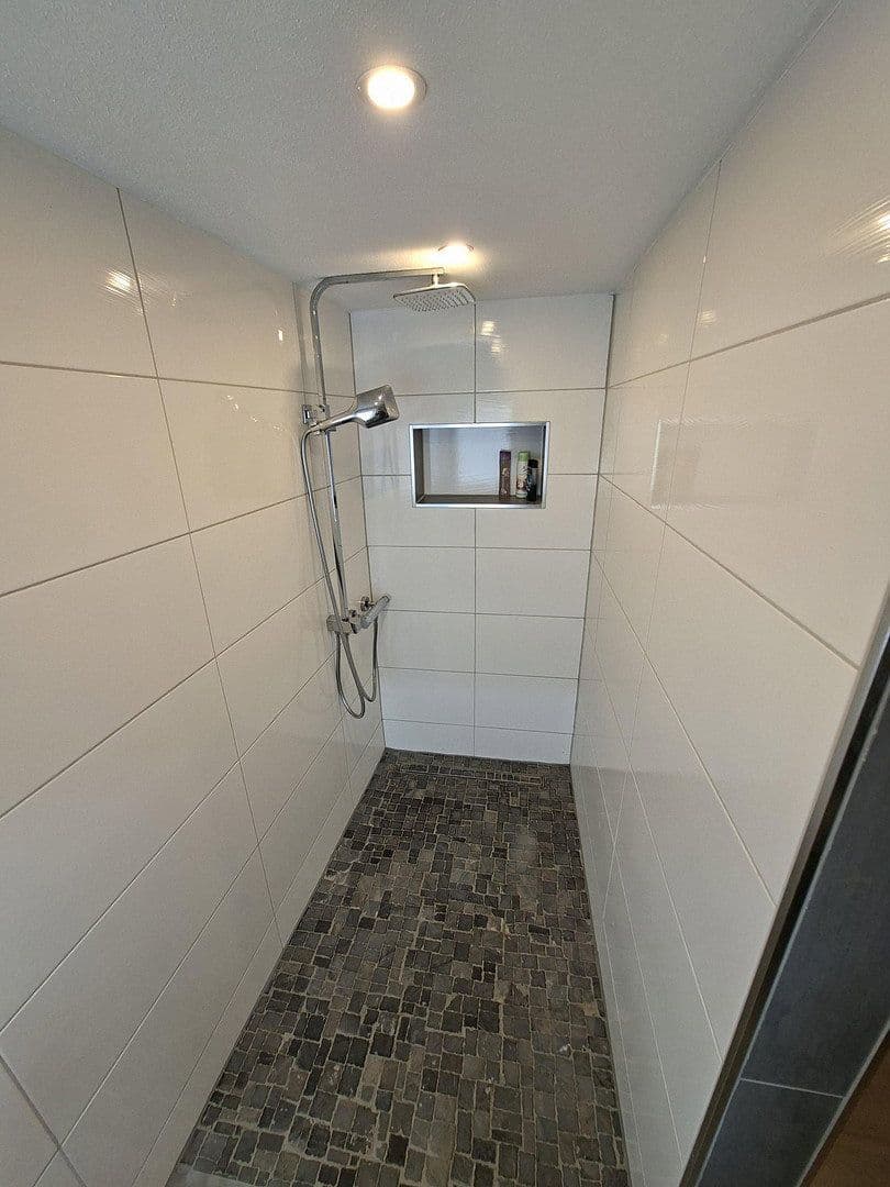 Predaj domu 140 m², pozemok 306 m², Stadtallendorf, Hesensko Predaj domu 140 m², pozemok 306 m², Stadtallendorf, Hesensko