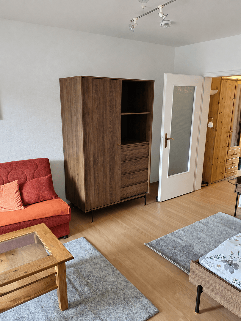 Prenájom bytu 1-izbový 36 m², Bemeroder Anger 19, Hannover, Dolné Sasko Prenájom bytu 1-izbový 36 m², Bemeroder Anger 19, Hannover, Dolné Sasko