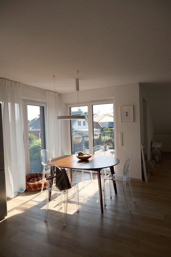 Prenájom bytu 3-izbový 85 m², Kringskamp 3b, Wegberg, Severné Porýnie - Westfálsko Prenájom bytu 3-izbový 85 m², Kringskamp 3b, Wegberg, Severné Porýnie - Westfálsko