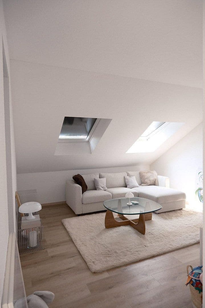 Prenájom bytu 3-izbový 85 m², Kringskamp 3b, Wegberg, Severné Porýnie - Westfálsko Prenájom bytu 3-izbový 85 m², Kringskamp 3b, Wegberg, Severné Porýnie - Westfálsko