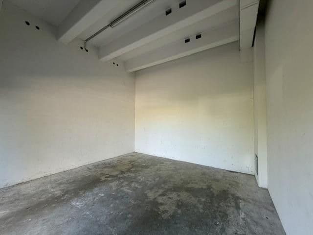 Prenájom nebytového priestoru 23 m², Maglinger Straße 48, München, Bavorsko Prenájom nebytového priestoru 23 m², Maglinger Straße 48, München, Bavorsko