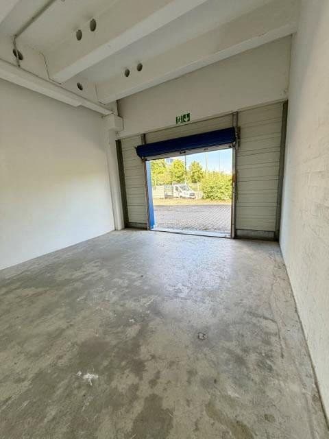 Prenájom nebytového priestoru 23 m², Maglinger Straße 48, München, Bavorsko Prenájom nebytového priestoru 23 m², Maglinger Straße 48, München, Bavorsko