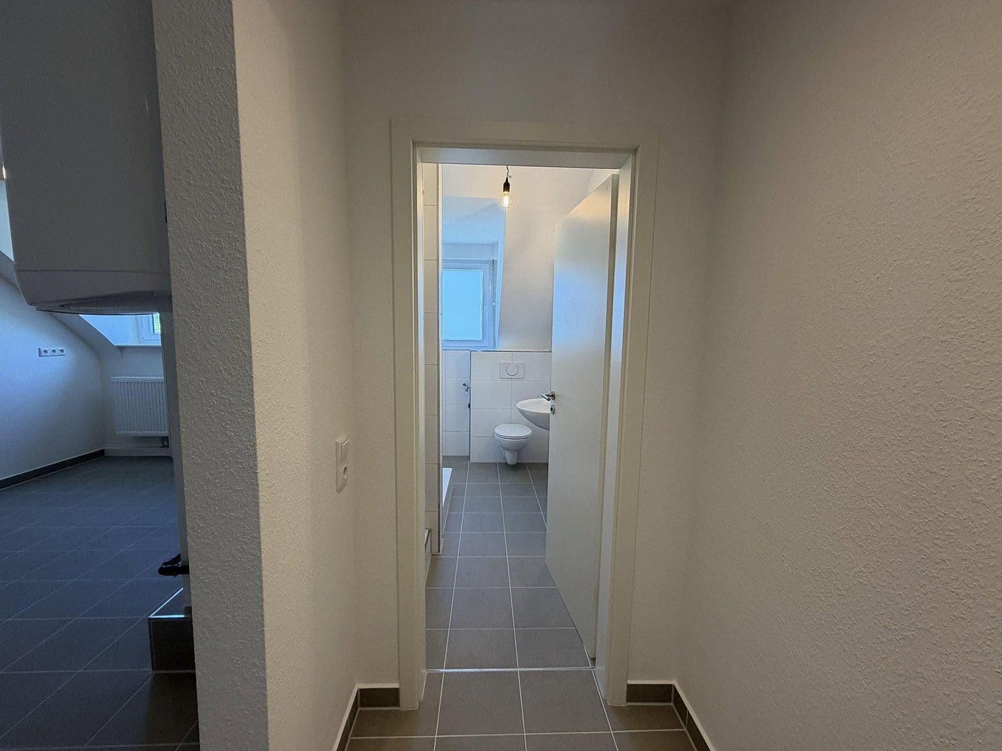 Prenájom bytu 2-izbový 60 m², Kaiserallee 31, Karlsruhe, Bádensko-Wurttembersko Prenájom bytu 2-izbový 60 m², Kaiserallee 31, Karlsruhe, Bádensko-Wurttembersko