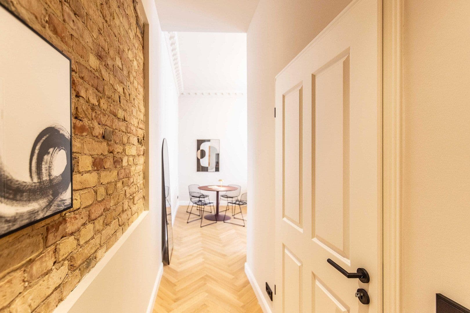 Predaj bytu 2-izbový 65 m², Berlin, Berlín Predaj bytu 2-izbový 65 m², Berlin, Berlín
