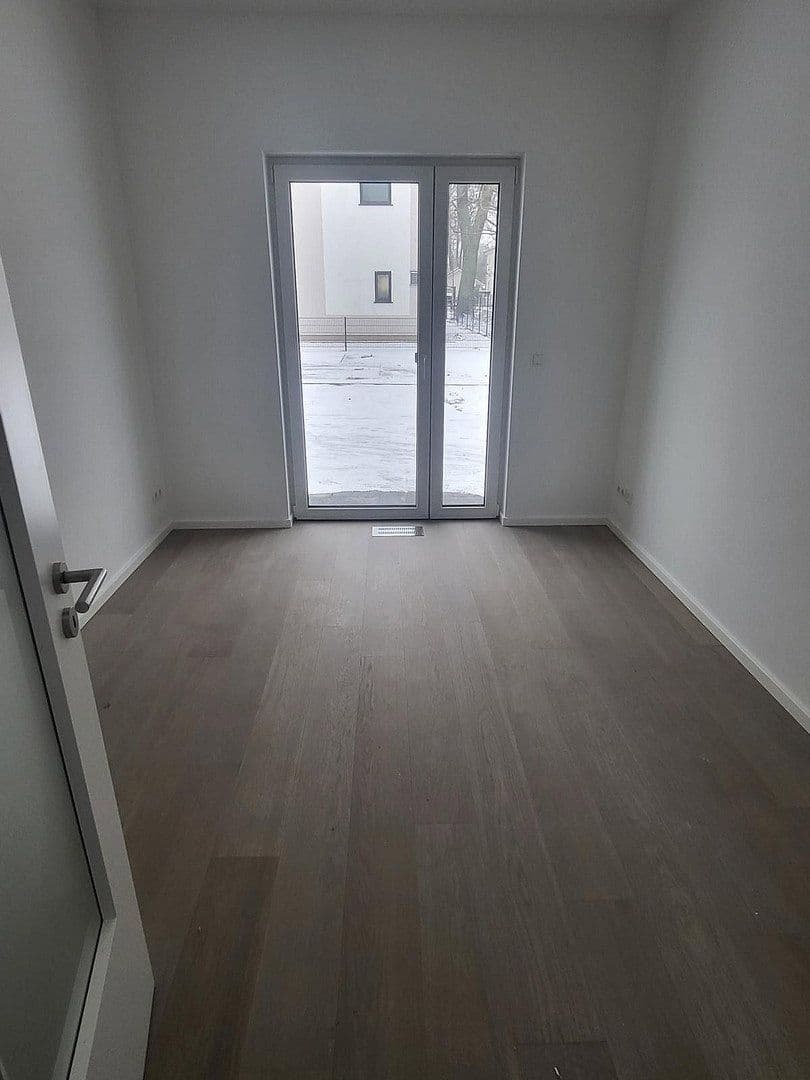 Predaj domu 150 m², pozemok 520 m², Finkenweg 16a, Falkensee, Brandenbursko Predaj domu 150 m², pozemok 520 m², Finkenweg 16a, Falkensee, Brandenbursko