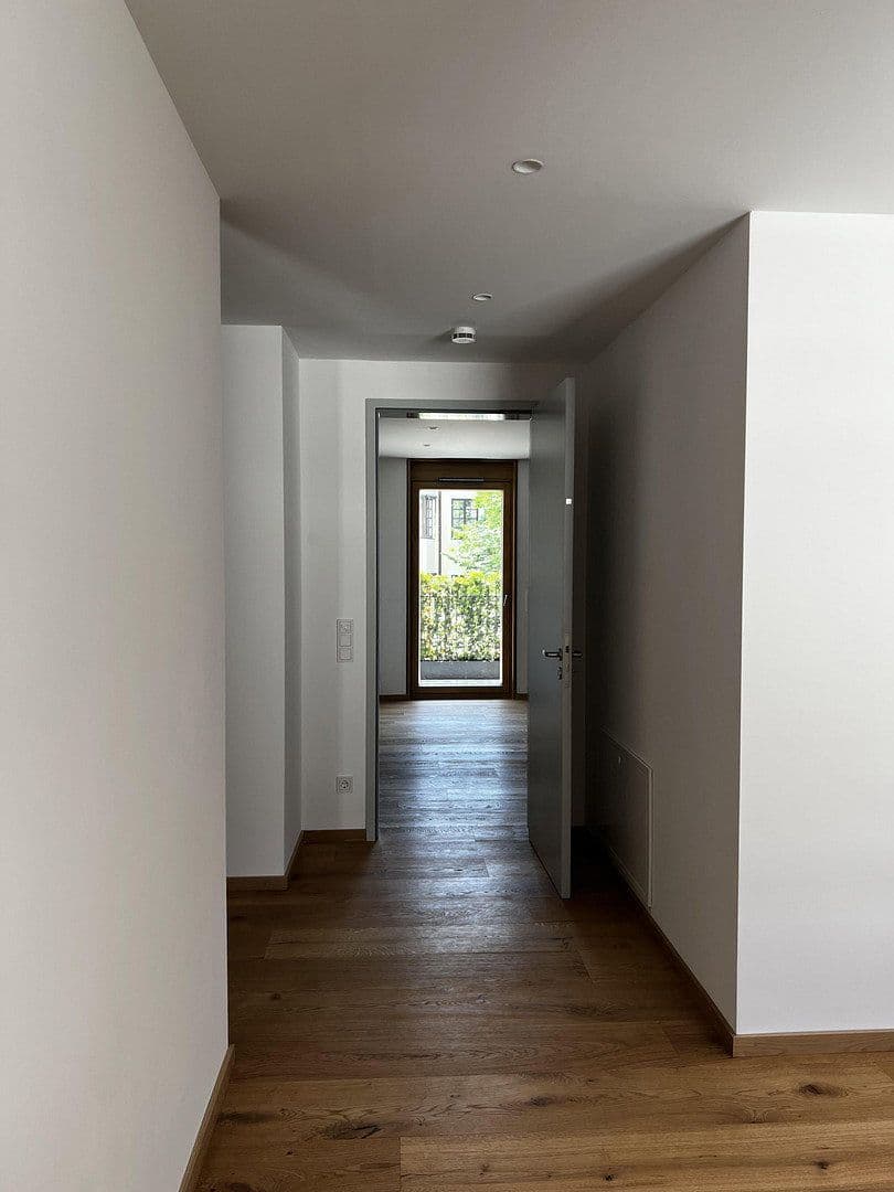Prenájom bytu 3-izbový 90 m², Lerchenfeldstraße 28, München-Altstadt-Lehel, Bavorsko Prenájom bytu 3-izbový 90 m², Lerchenfeldstraße 28, München-Altstadt-Lehel, Bavorsko