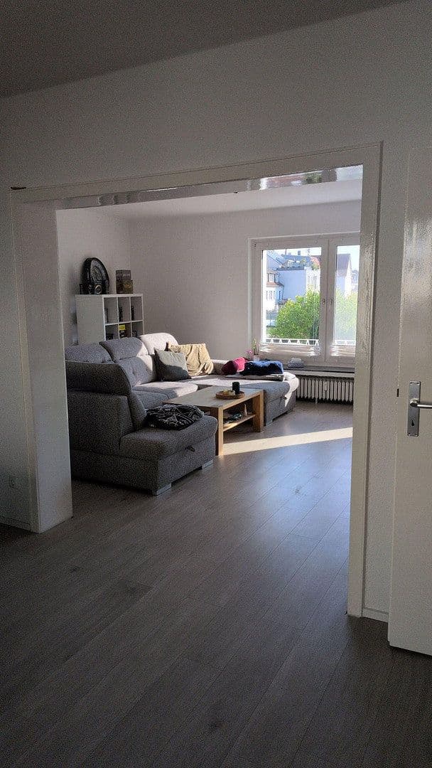 Prenájom bytu 3-izbový 93 m², Moltkestraße 3, Hattingen, Severné Porýnie - Westfálsko Prenájom bytu 3-izbový 93 m², Moltkestraße 3, Hattingen, Severné Porýnie - Westfálsko