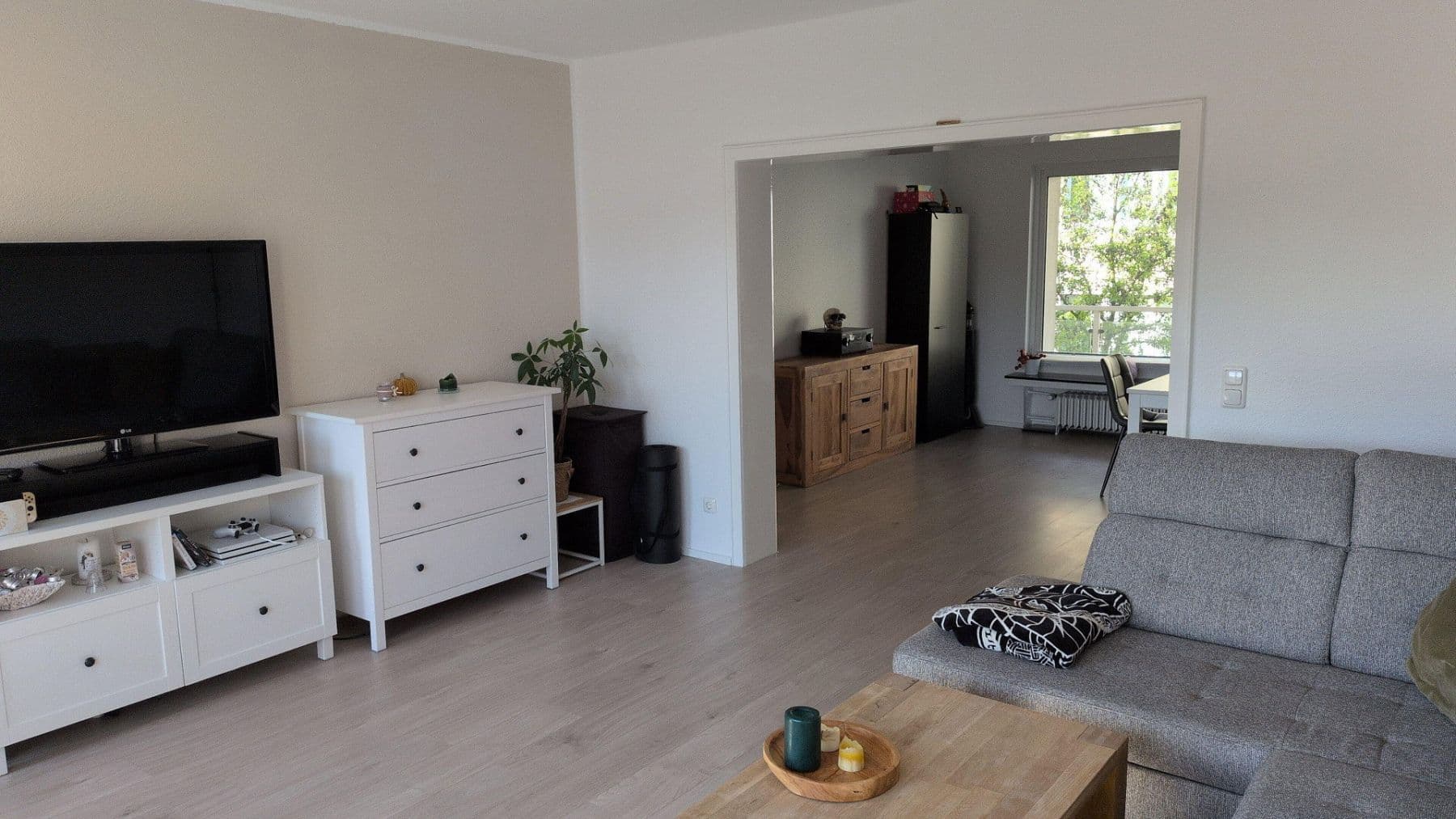 Prenájom bytu 3-izbový 93 m², Moltkestraße 3, Hattingen, Severné Porýnie - Westfálsko Prenájom bytu 3-izbový 93 m², Moltkestraße 3, Hattingen, Severné Porýnie - Westfálsko