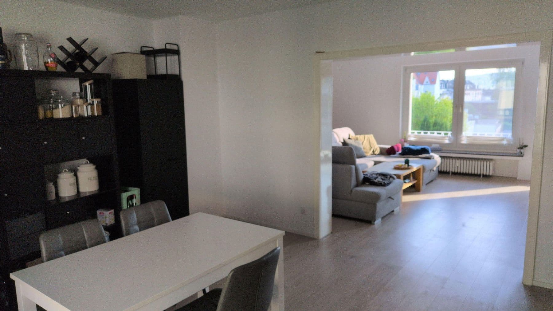 Prenájom bytu 3-izbový 93 m², Moltkestraße 3, Hattingen, Severné Porýnie - Westfálsko Prenájom bytu 3-izbový 93 m², Moltkestraße 3, Hattingen, Severné Porýnie - Westfálsko
