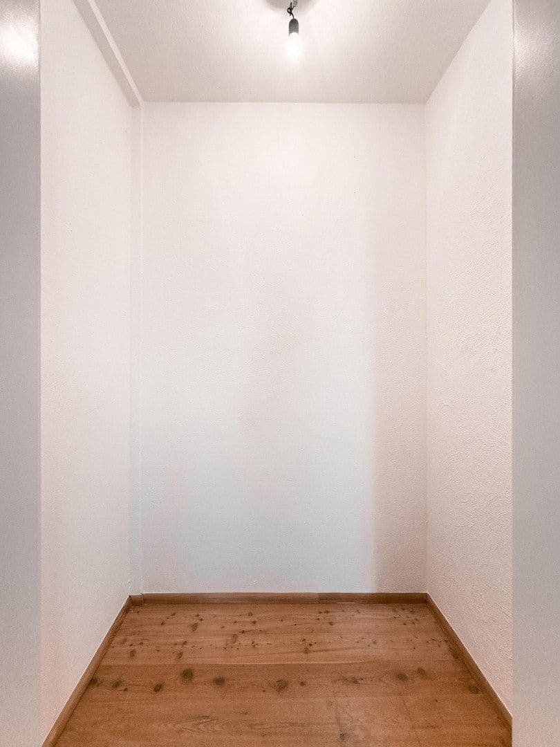 Prenájom bytu 3-izbový 77 m², Vogelmauer 45, Augsburg, Bavorsko Prenájom bytu 3-izbový 77 m², Vogelmauer 45, Augsburg, Bavorsko