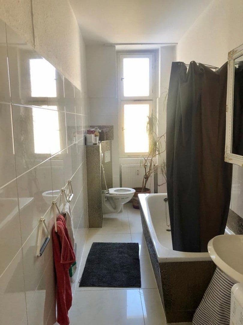 Prenájom bytu 3-izbový 90 m², Transvaalstraße 6, Berlin, Berlín Prenájom bytu 3-izbový 90 m², Transvaalstraße 6, Berlin, Berlín