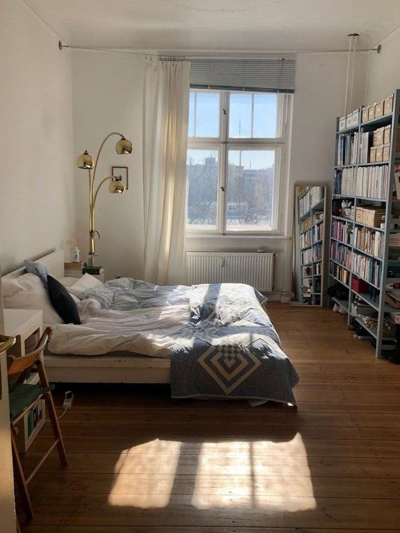 Prenájom bytu 3-izbový 90 m², Transvaalstraße 6, Berlin, Berlín Prenájom bytu 3-izbový 90 m², Transvaalstraße 6, Berlin, Berlín