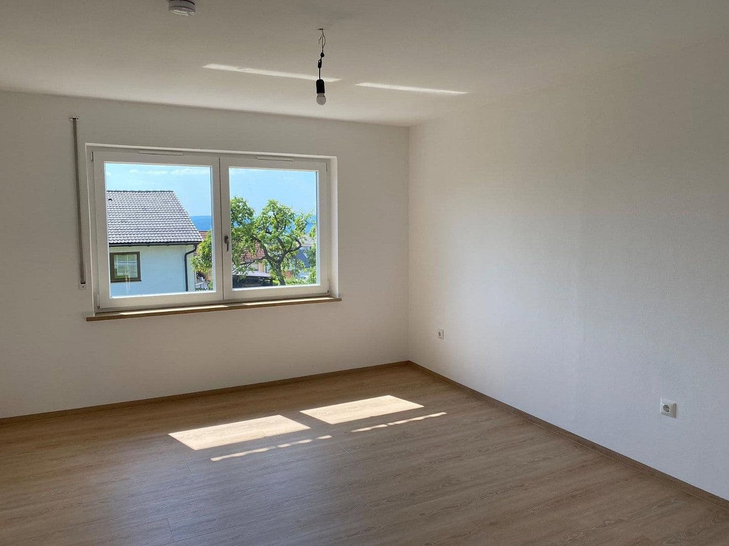 Predaj domu 145 m², pozemok 787 m², Pappenheim, Bavorsko Predaj domu 145 m², pozemok 787 m², Pappenheim, Bavorsko