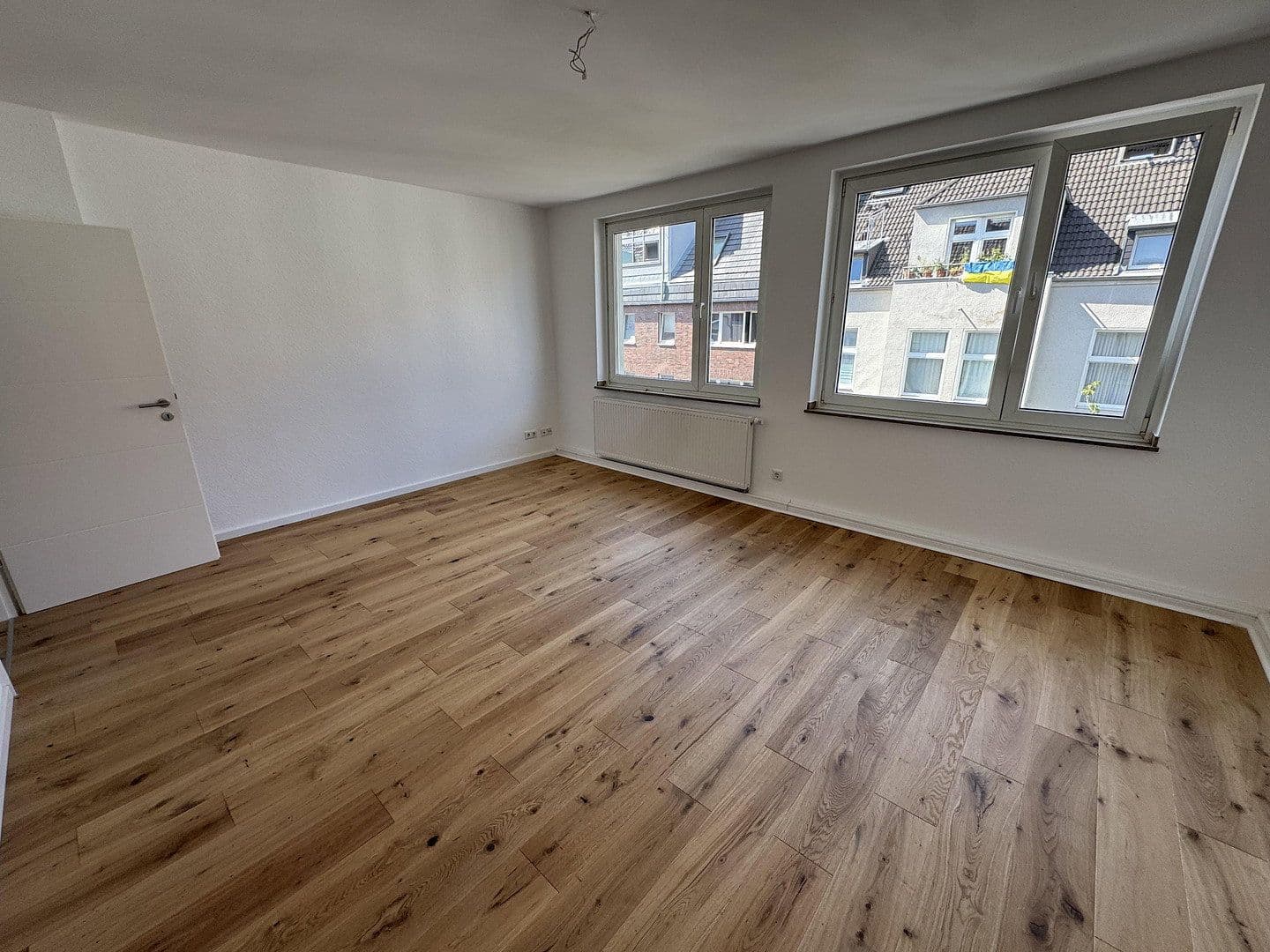 Prenájom bytu 1-izbový 74 m², Köln, Severné Porýnie - Westfálsko Prenájom bytu 1-izbový 74 m², Köln, Severné Porýnie - Westfálsko