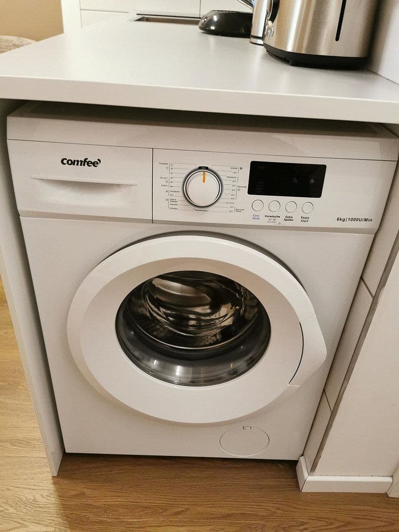 Prenájom bytu 1-izbový 25 m², Siemensstr. 40, Düsseldorf, Severné Porýnie - Westfálsko Prenájom bytu 1-izbový 25 m², Siemensstr. 40, Düsseldorf, Severné Porýnie - Westfálsko