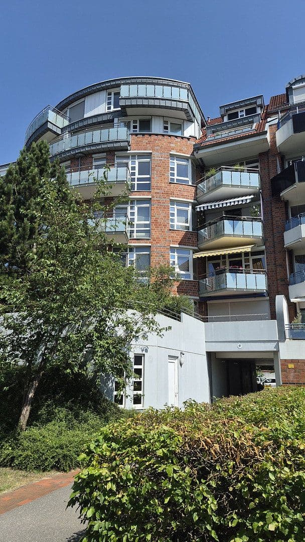 Prenájom bytu 3-izbový 81 m², Bremen, Brémy Prenájom bytu 3-izbový 81 m², Bremen, Brémy