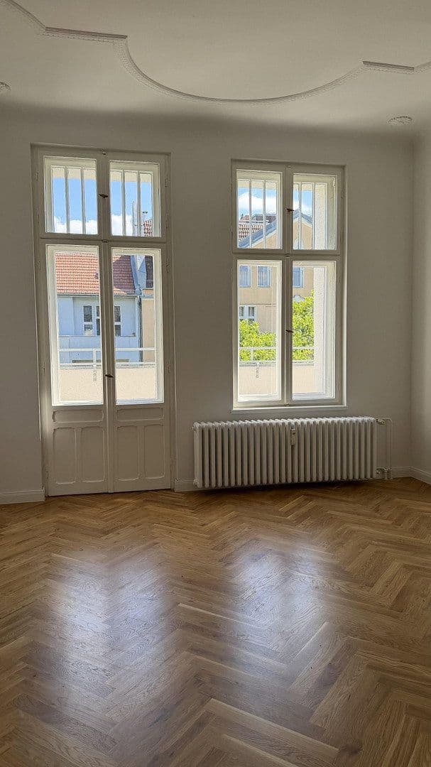Prenájom bytu 3-izbový 99 m², Berlin, Berlín Prenájom bytu 3-izbový 99 m², Berlin, Berlín