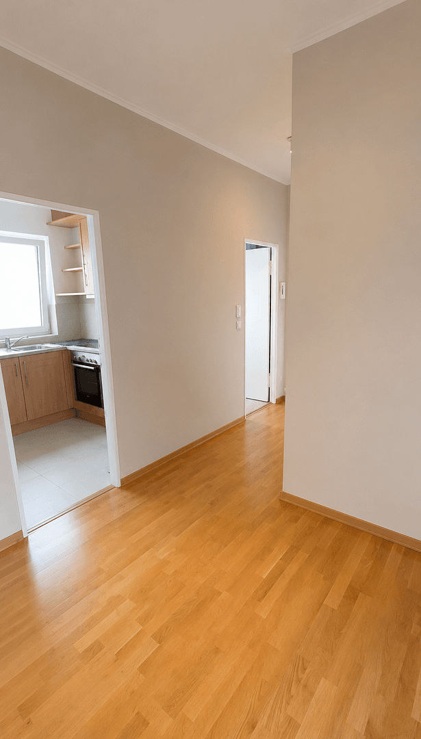 Predaj bytu 3-izbový 68 m², Damaschkestr. 6, Berlin, Berlín Predaj bytu 3-izbový 68 m², Damaschkestr. 6, Berlin, Berlín