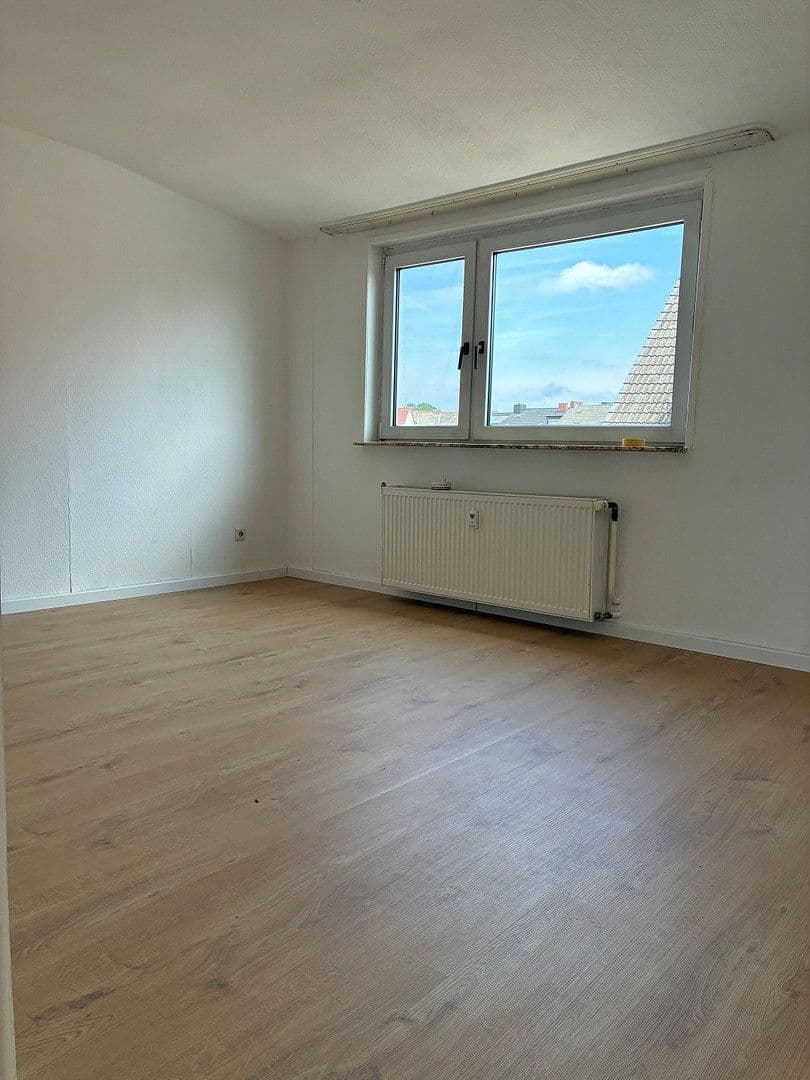 Prenájom bytu 3-izbový 55 m², Bremerhaven, Brémy Prenájom bytu 3-izbový 55 m², Bremerhaven, Brémy