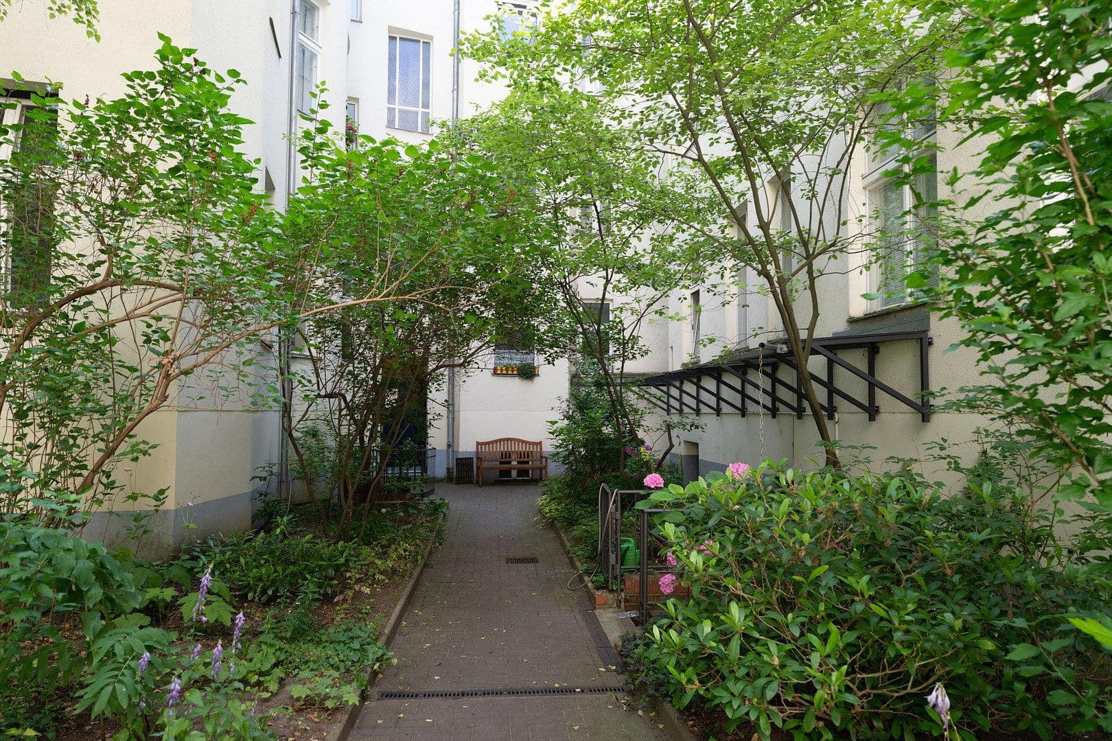 Predaj bytu 2-izbový 67 m², Ortrudstrasse 5, Berlin, Berlín Predaj bytu 2-izbový 67 m², Ortrudstrasse 5, Berlin, Berlín